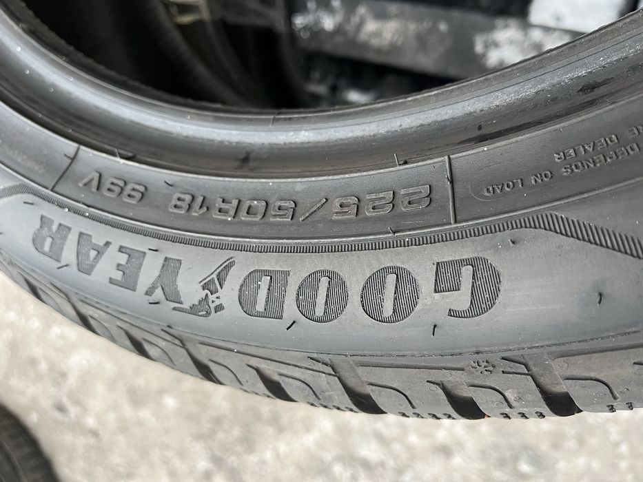 Шини 225/50 R18 Goodyear UltraGrip Perfomance+ резина бу зима
