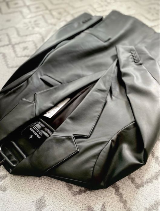 Marynarka ze skory ekologicznej Stradivarius (nowa z metką)