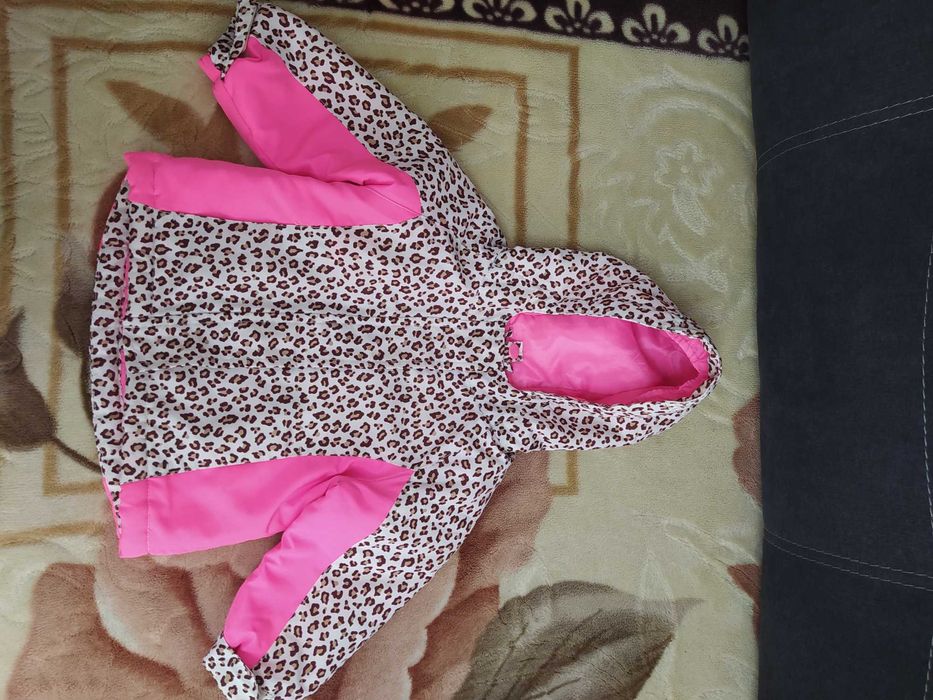 Курточка для дівчинки