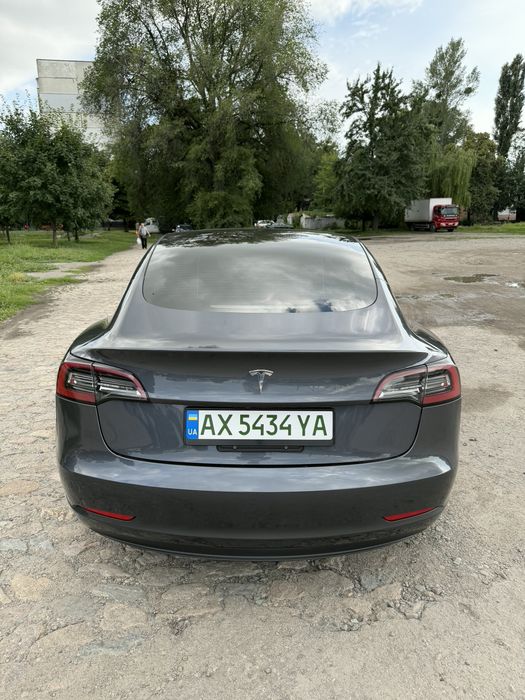 Tesla Model 3 2022 VIN 5YJ3E1EAXPF457352 фото оголошення 4 з 9