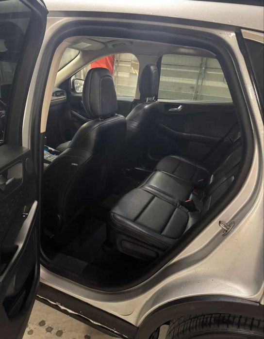Ford Escape 2021 можна с ДПВ