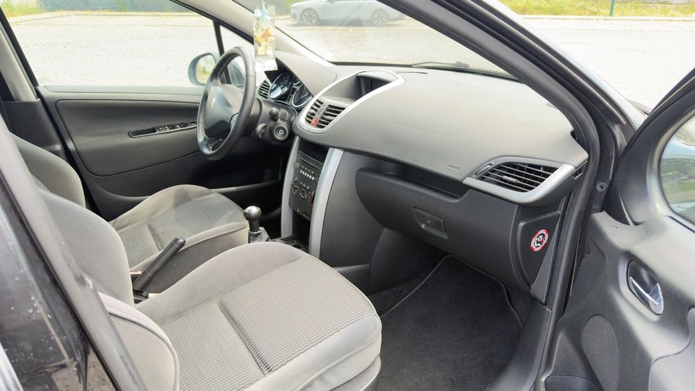 Peugeot 207 - 1.6HDi
