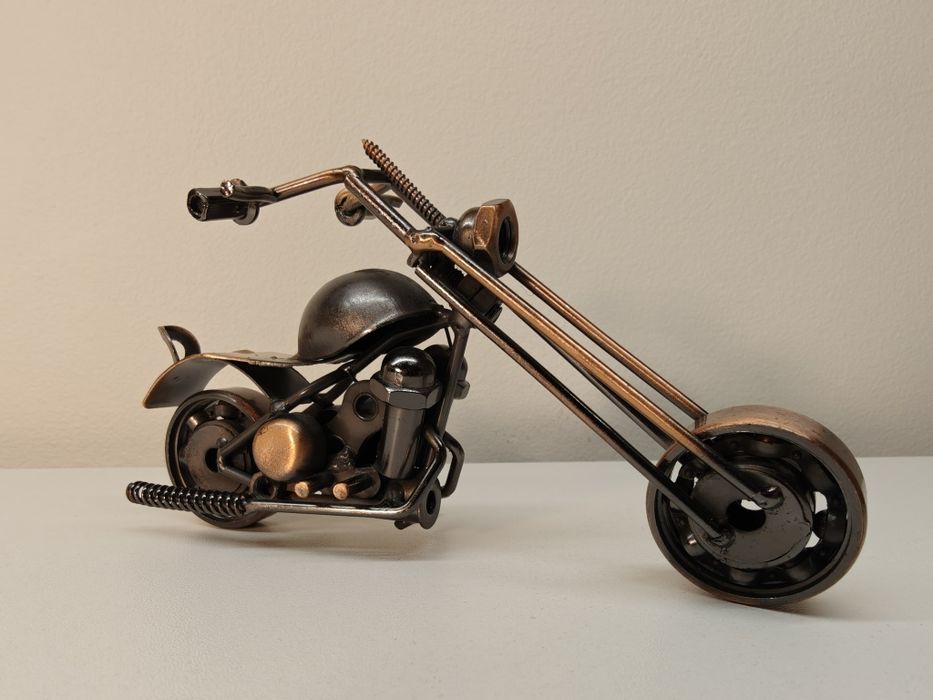 Metalowy model motocykla - spawany ręcznie robiony