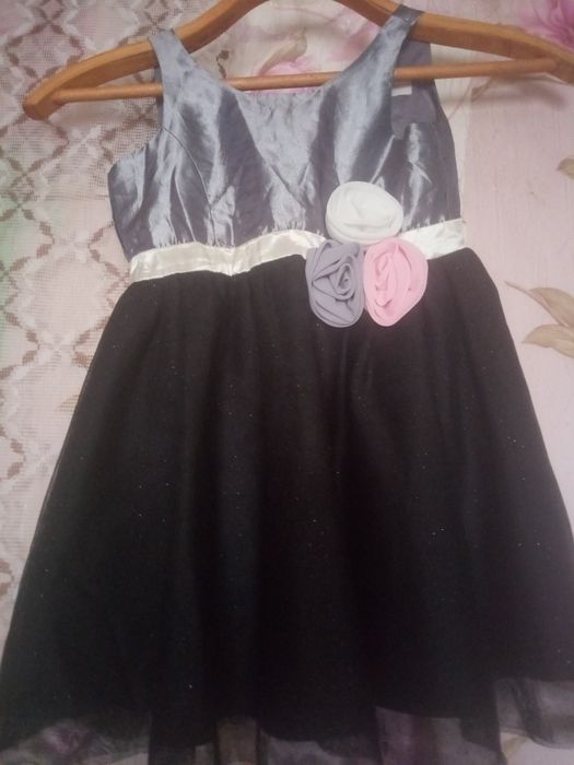 Речі на дівчинку