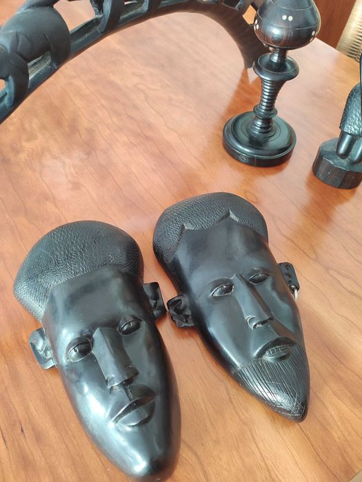 Peças diversas de  Pau Preto