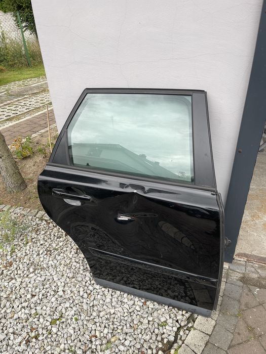 Drzwi na części Volvo V50 2007/8 kombi prawy tył
