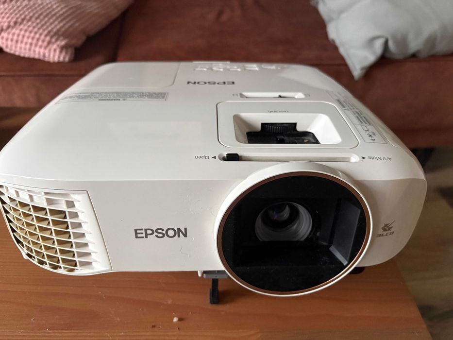 Rzutnik Epson EH-TW5820 OKAZJA !| Android TV / Smart TV | FULL HD