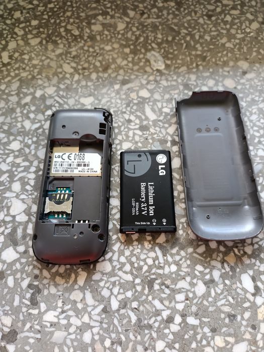 Telefon LG-A100 Sprawny