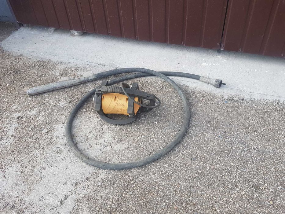 ENAR DINGO wibrator do betonu buława