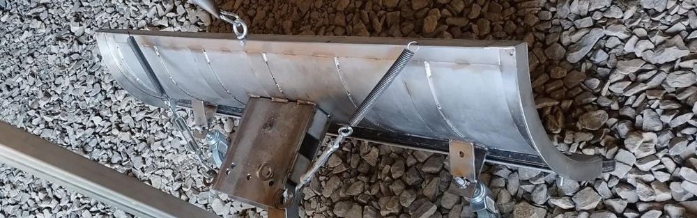 Pług do śniegu ze stali nierdzewnej