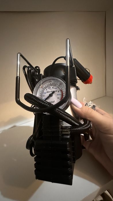 Автомобільний компресор Heavy Duty Air Compressor 12V (965 kPA) від прикурювача [1, 2]