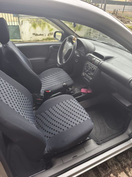 Carro com toda documentação