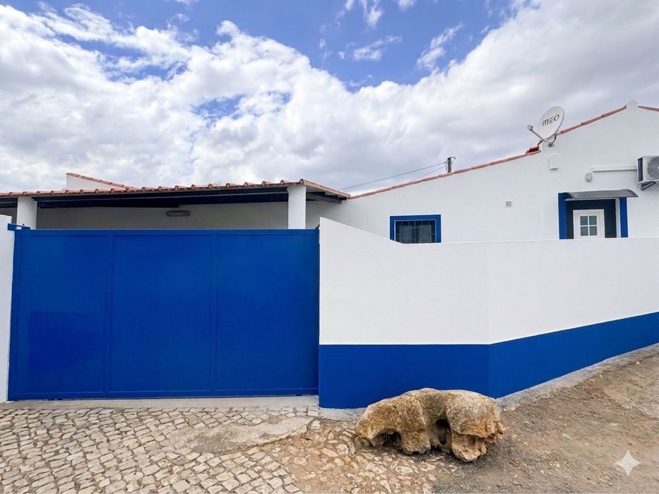 Vivenda com terreno corte pinto