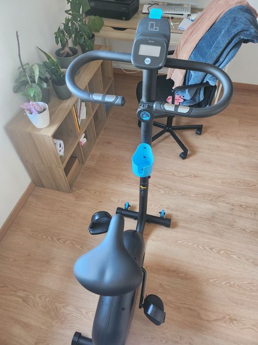 bicicleta estática essencial EB 120 domyos