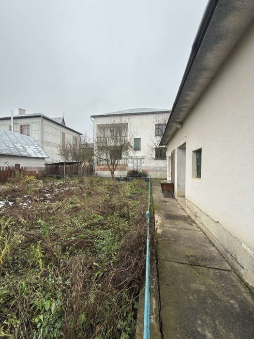 Продається будинок в с. Крихівці, в 10 хвилинах від міста