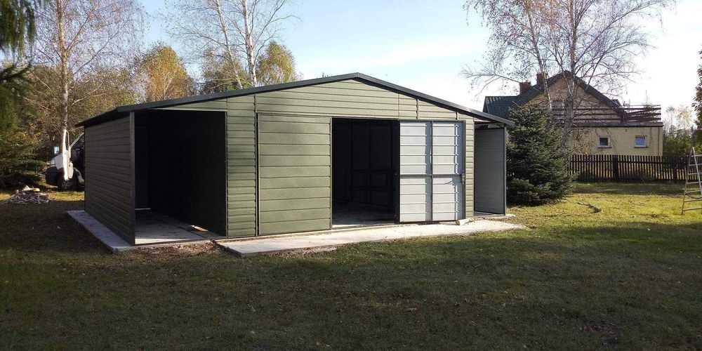 Wysoki Garaż Blaszany Grafitowy - Wiata - Garaże Blaszane - Maj-Blach