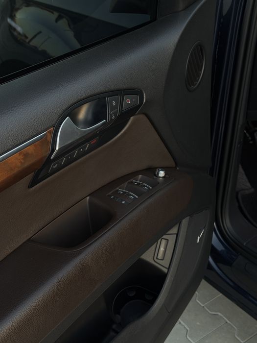 Audi Q7 2014 рік