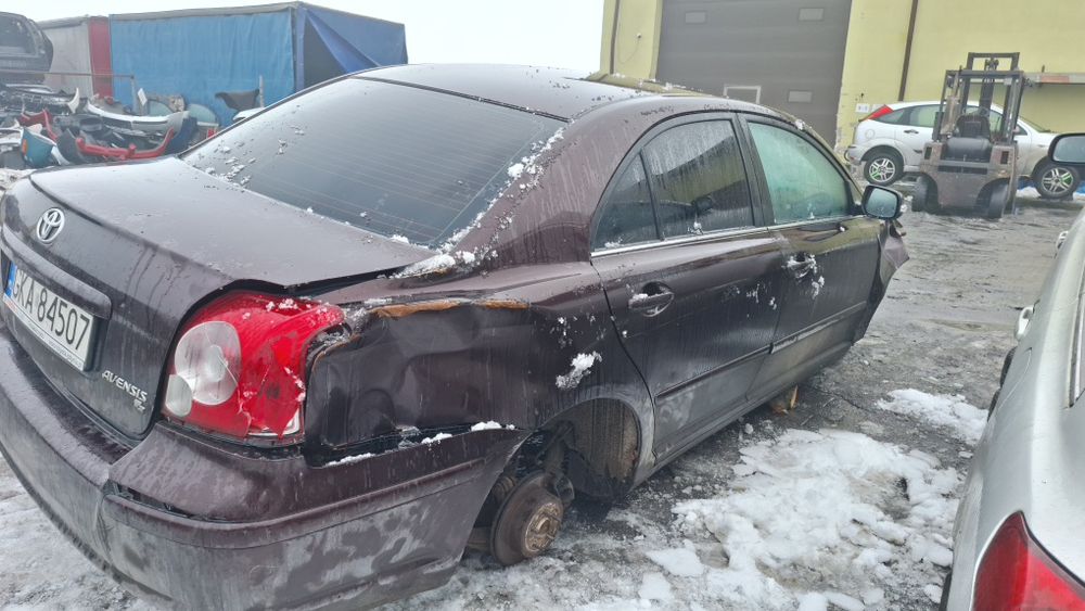 Skrzynia biegow 5 Toyota Avensis T25 1.8 lift Corolla Verso 1zzfe E1Z