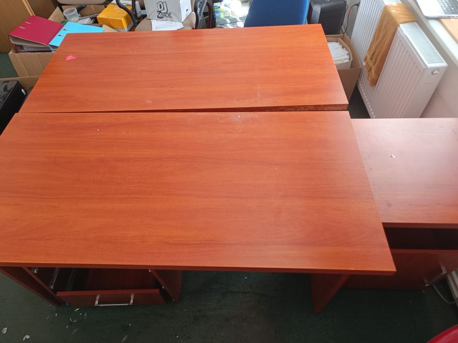 Oddam za darmo meble biurowe