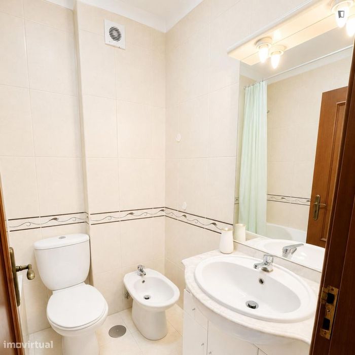 Apartamento com 1 quartos - localizado em Figueira da foz