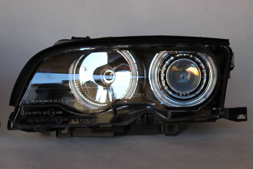 Reflektory lampy przednie przód BMW E46 COUPE 99-03 RINGI LED TUNING SMOKE IGŁA