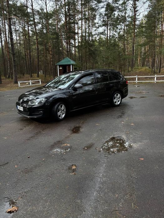 Продам volkswagen golf 7 2015 року