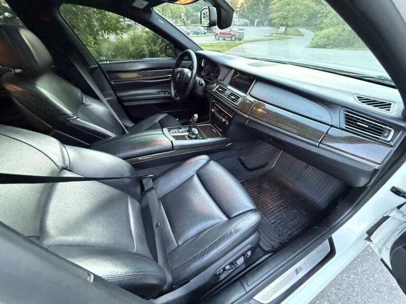 2015 BMW 7 Series 750i xDrive