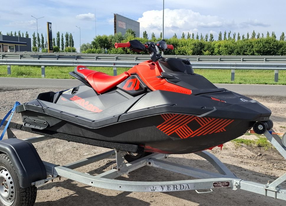 Гидроцикл SPARK trixx
