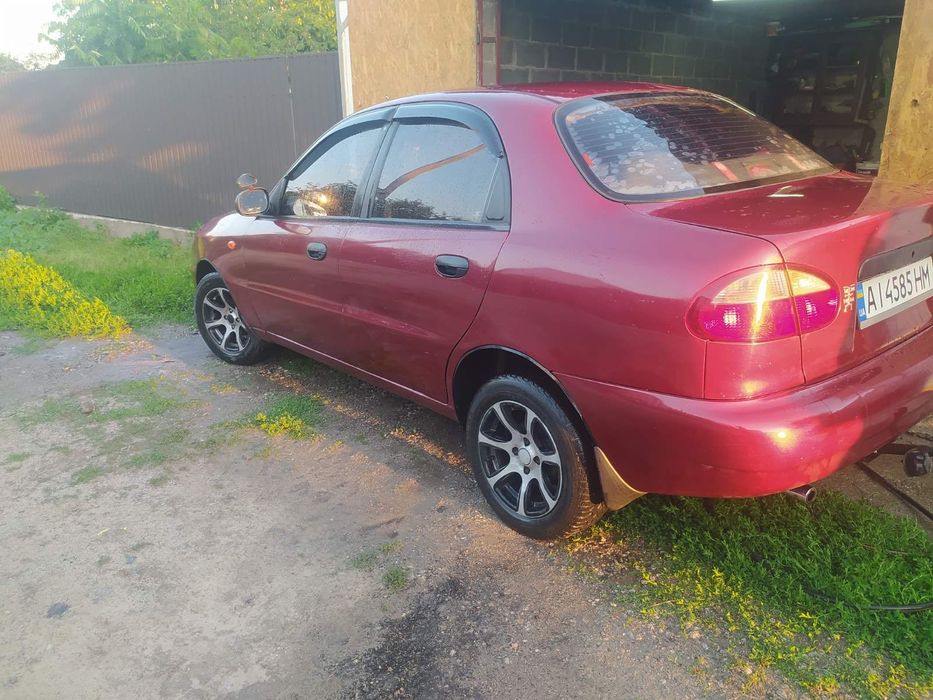 АвтоМобіль ланос