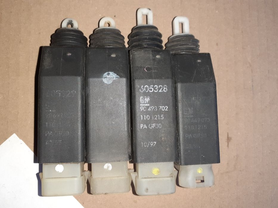 Ручки наружні Opel Omega B