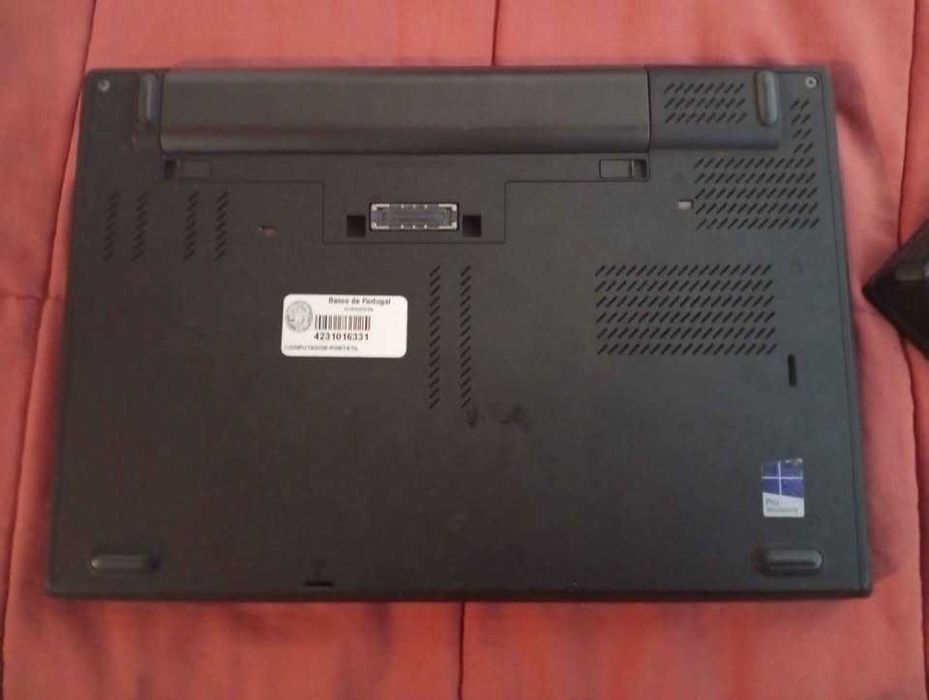 dois computadores thinkpad para peças
