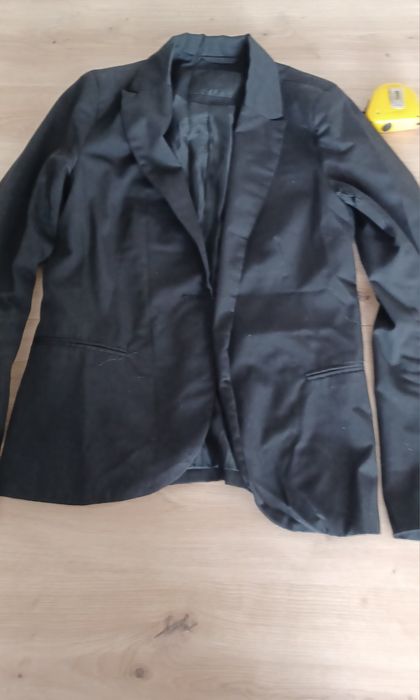Czarna marynarka stradivarius M