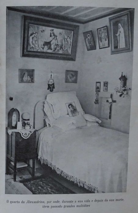 Alexandrina Maria da Costa - A Doentinha de Balasar (Uma Vitima da Eucaristia) - 1º Edição 1958