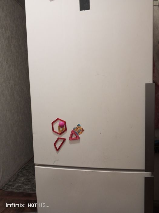 Не працюючий холодильник