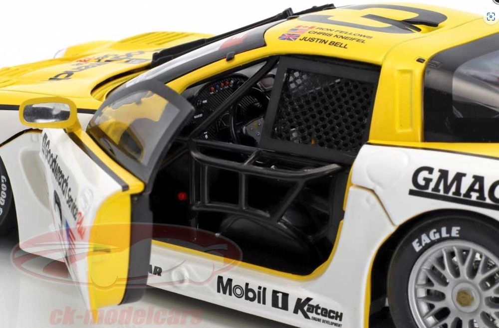 Corvette C5-R - 1:18 Autoart Esmoriz • OLX.pt