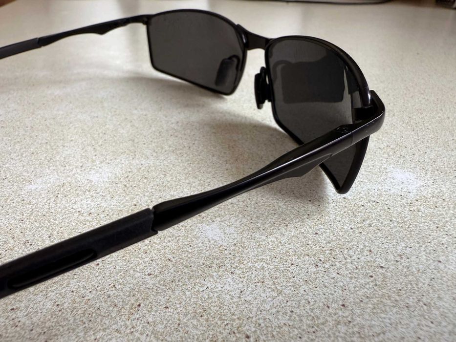 Okulary przeciwsłoneczne    Nowe