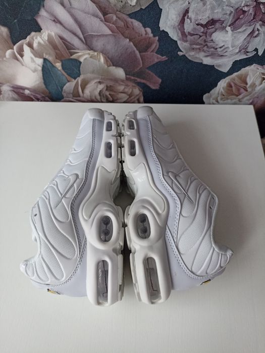 Nike Air Max Plus TN Triple White (rozmiar 40, wkładka 25,5 cm)