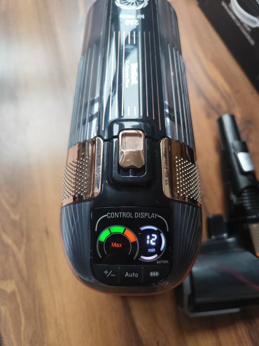 Odkurzacz bezprzewodowy akumulatorowy Tefal X-Force Flex 15.6