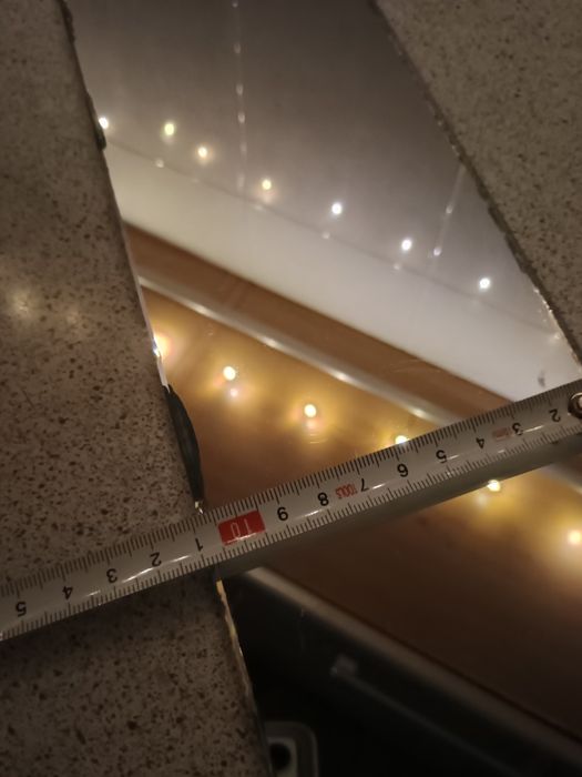 Зеркало в ванную комнату б/у  65×49