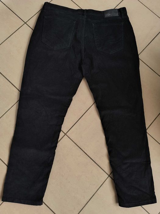 Spodnie sztruksowe Lee Cooper