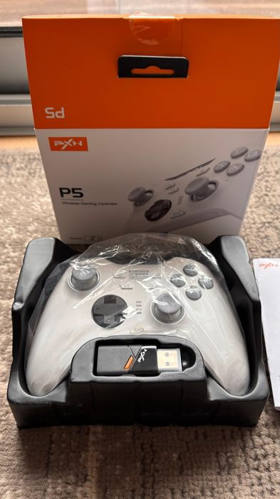 Wireless Gaming Controller
