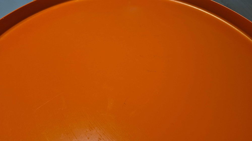 Mesa de apoio IKEA GLADOM (Laranja) - Ideal para decoração