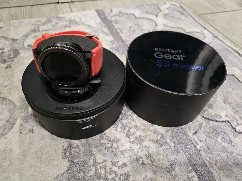 Смарт годинник Samsung gear s3 на tizen  під любий пристрій включаючи