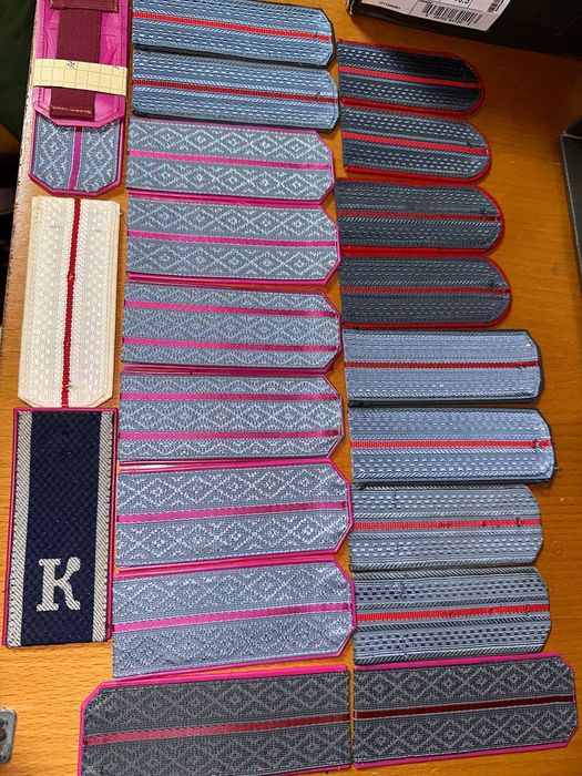 Погоны милицейские/советские, шевроны.