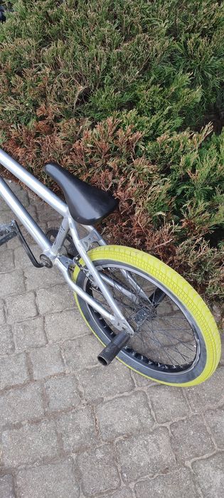 Rower BMX, szary, koła 20 cali + pegi