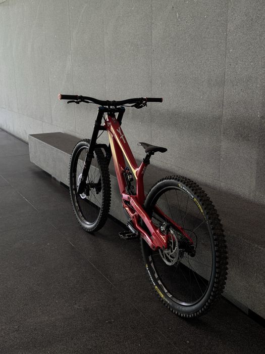 Yt tues cf pro 29 downhill