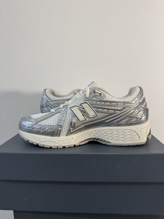 Кросівки оригінал New Balance 1906R Silver Metallic M1906REE  43