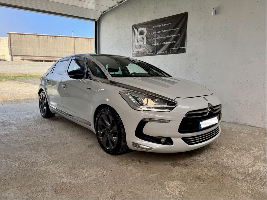 Citroen DS5 2.0 HDi Hybrid4 DS Spirit - Desde 109€ Mês — photo 2