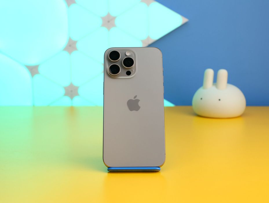 Смартфон Apple iPhone 15 Pro Max 1TB Natural (160935) Б/У З ГАРАНТІЄЮ