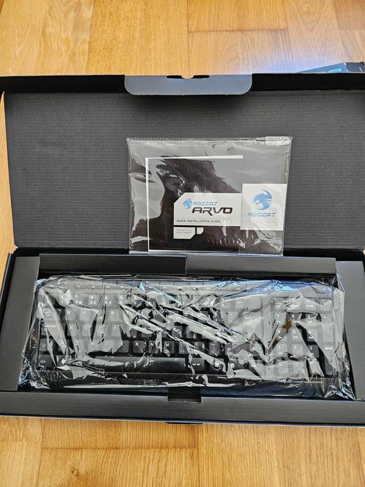 Taclado Gaming Roccat Arvo